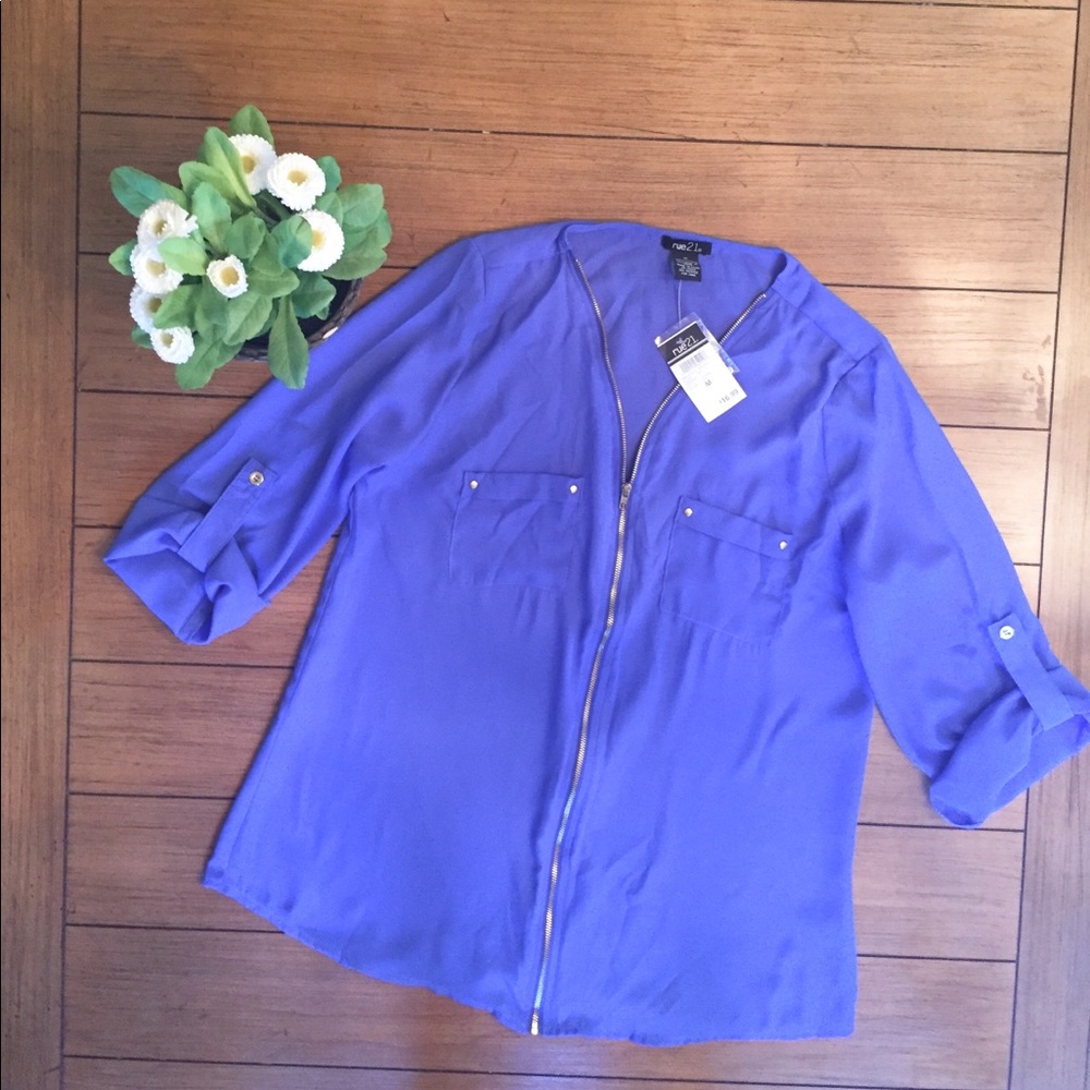 Rue21 Zipper Front Top NWT